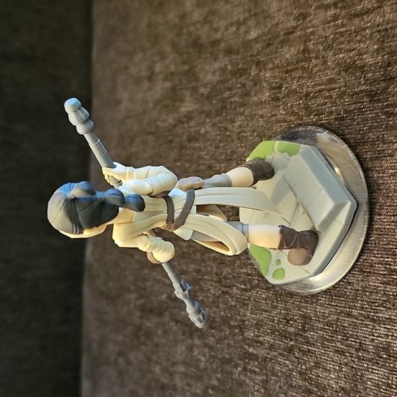 Disney Star Wars Infinity 3.0 Rey Action Figure 🥰😍 - Picture 3 of 3